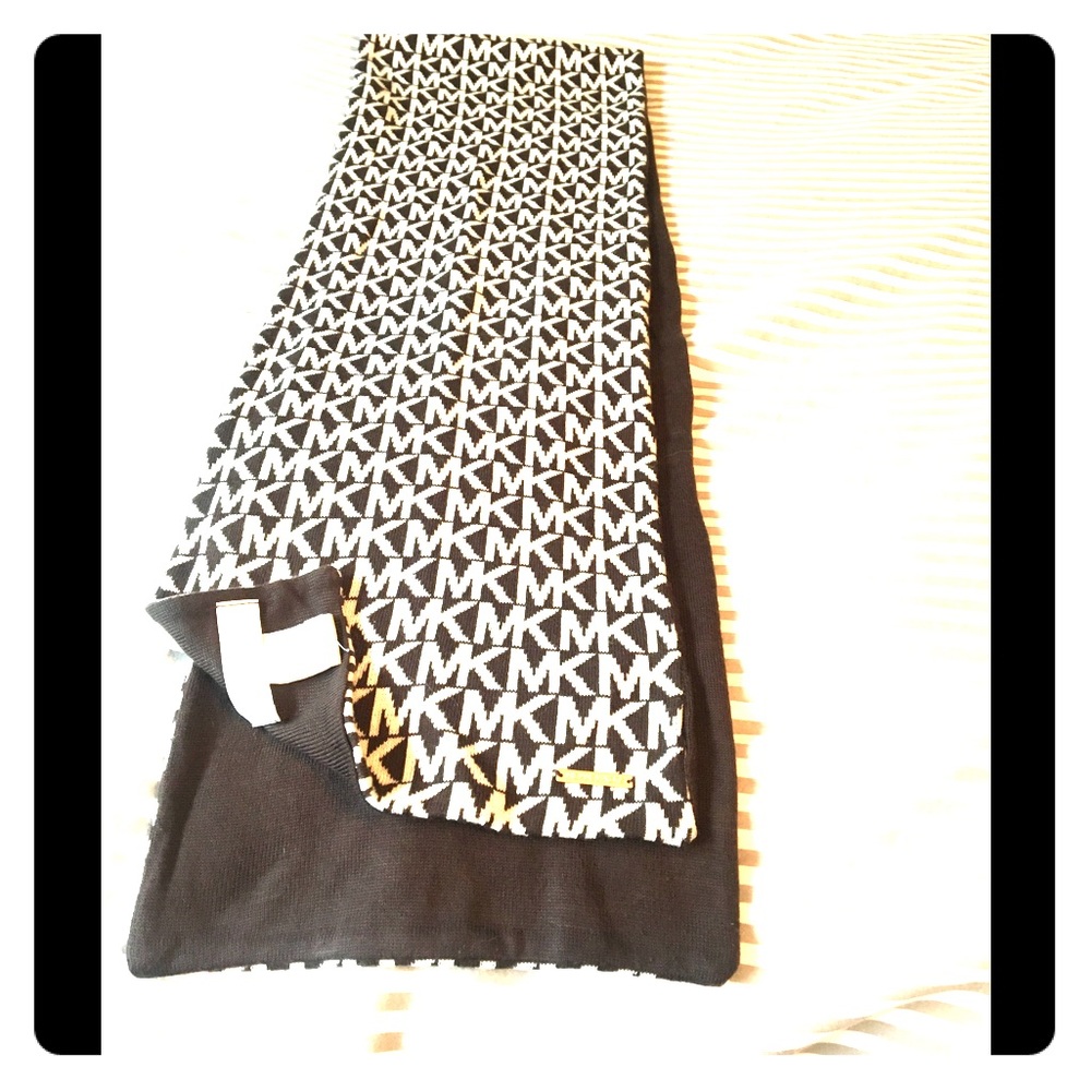 Michael Kors monogram scarf